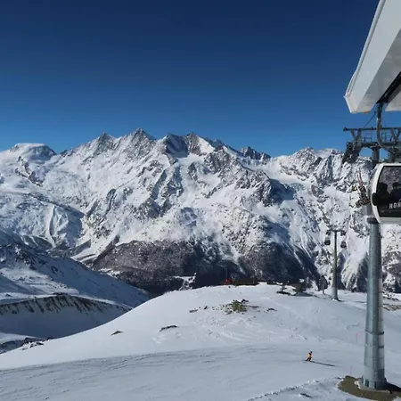 In Valais Near Lift & Valley * Saas-Balen
